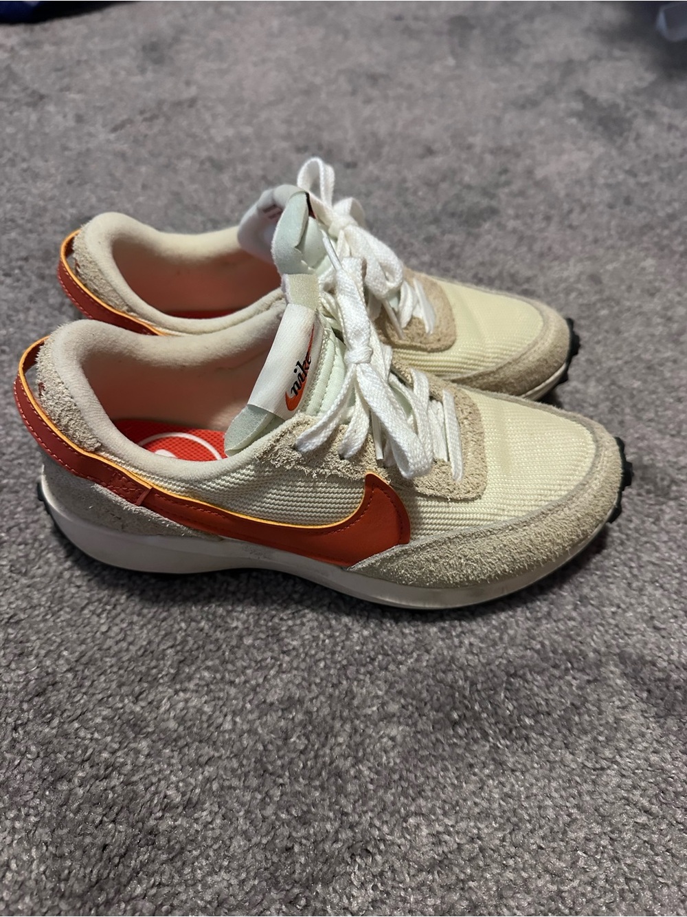 Nike Women’s Sneaker in Cream with Orange Swoosh - Picture 3 of 6